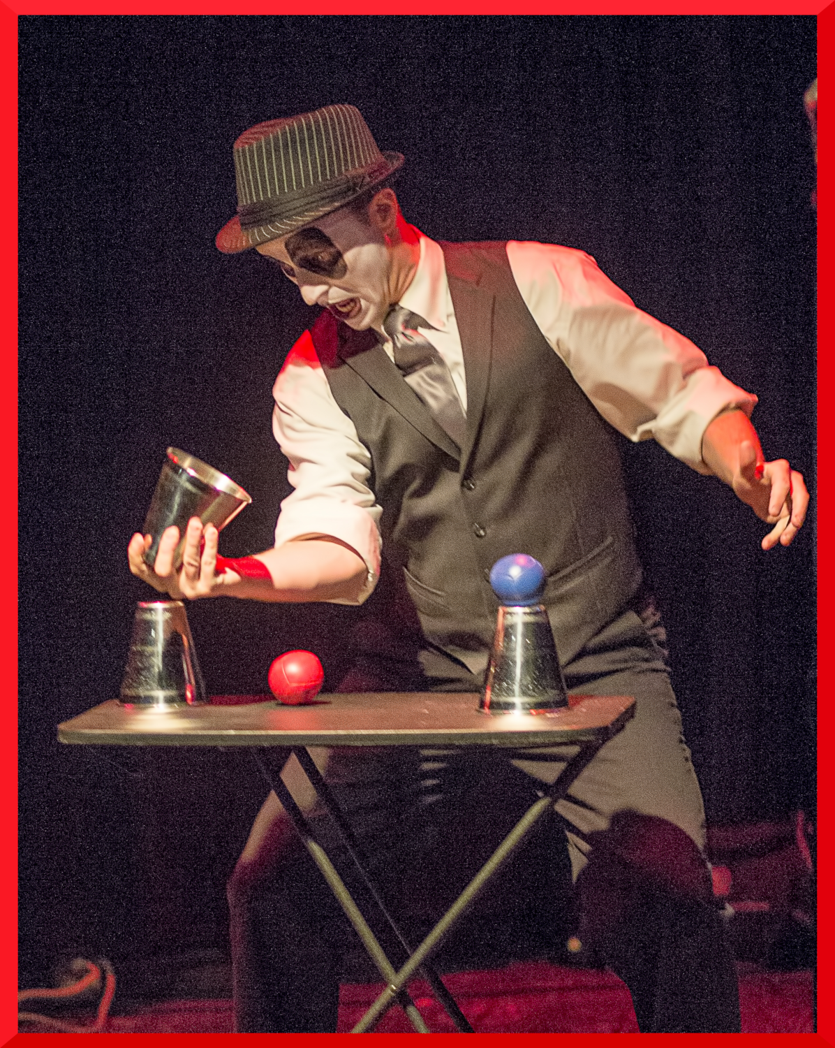 Juggling show
